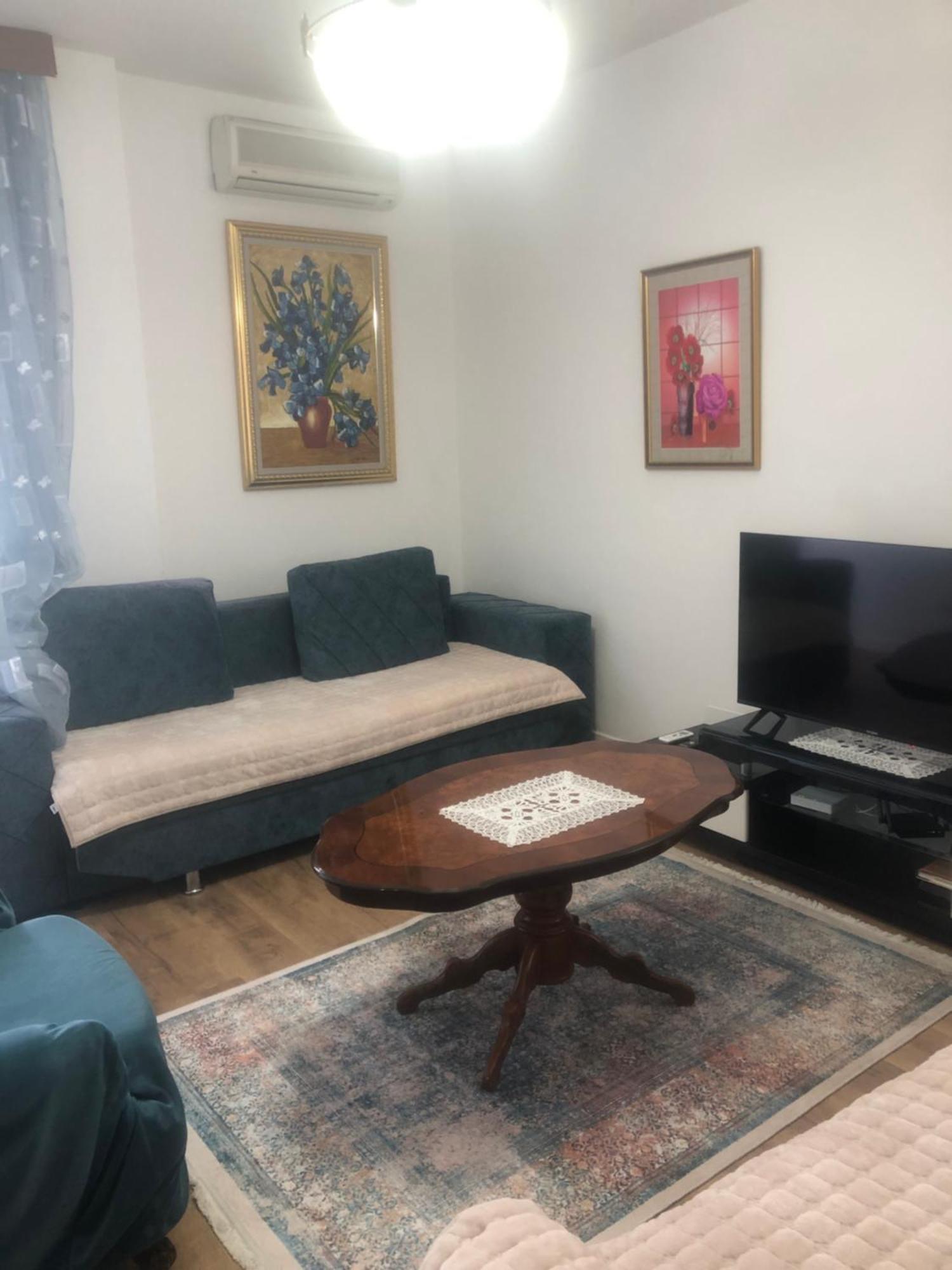 Vollga Four Seasons Apartment Дуррес Екстер'єр фото
